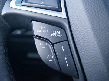 Ford Edge Vignale 2.0 TDCi Twin Turbo 210 KM 6AT &ndash; Amerykański punkt widzenia